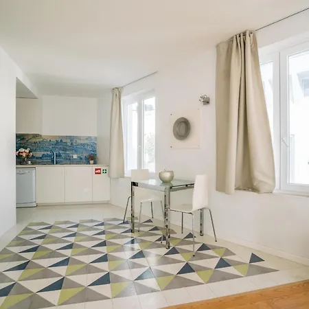 Principe Real Location Apartment *